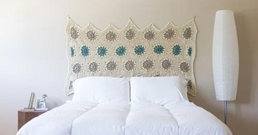 Head Over Hexi Headboard crochet pattern by Vickie Howell