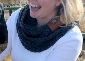 You'll love this crochet infinity scarf pattern that's both easy and fun to crochet!