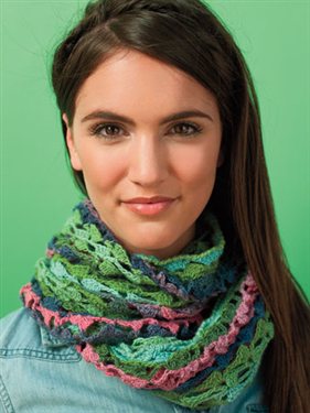 Try this free crochet infinity scarf pattern called the Metamorphosis Mobius that's both easy and elegant.